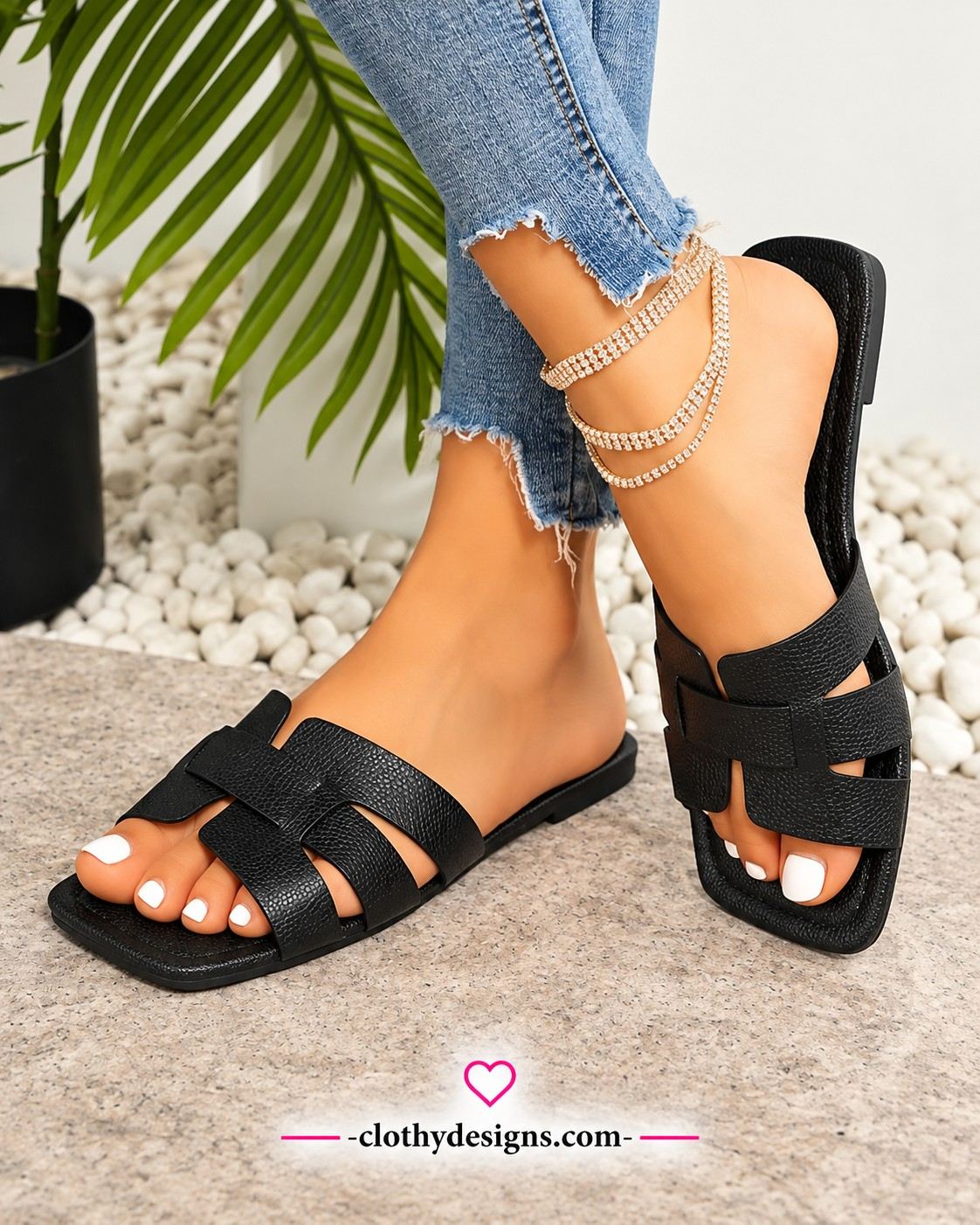 Women’s Chic Flat Slide Sandals – Lightweight Square-Toe Summer Shoes